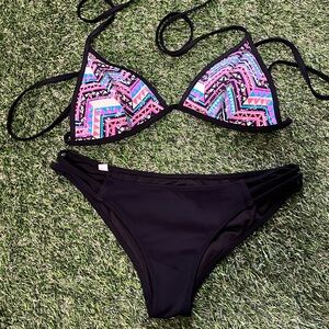 Victoria’s Secret Medium Bikini Set Azteca Halter Black Bottoms